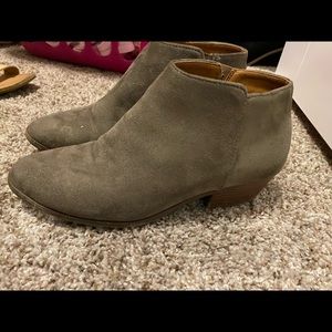 Ankle booties